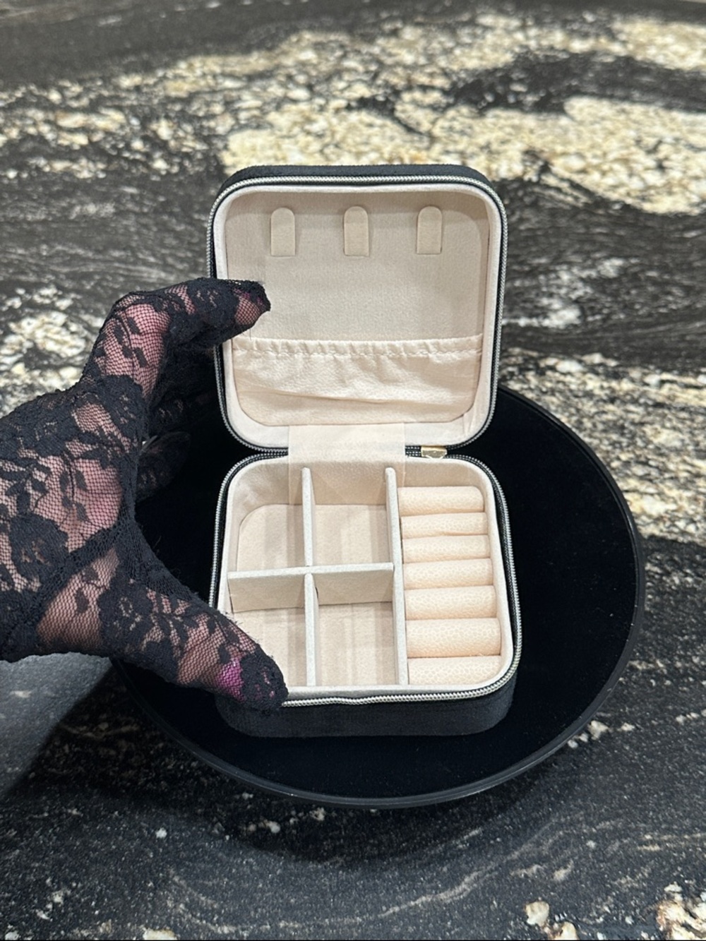 Black Jewelry and Card Travel Case with Cream Interior